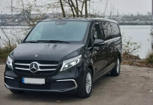 Mercedes-Benz V-Class